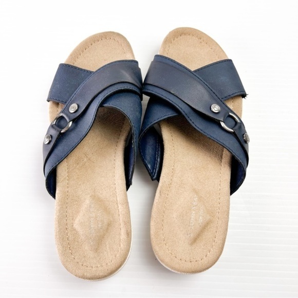 St. John’s Bay navy open toe sandals womens size 6 - Picture 6 of 10